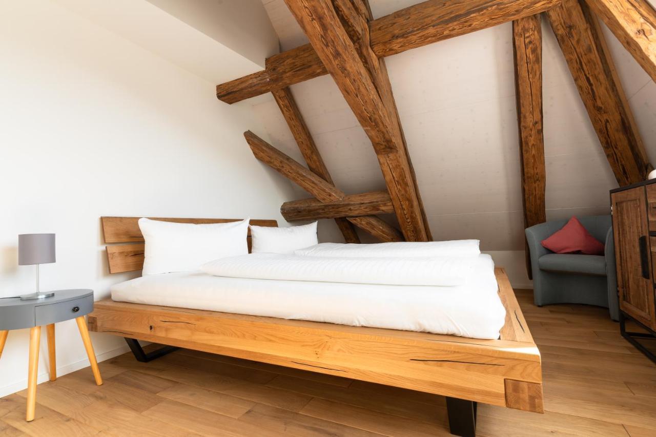 Bodenseehotel Krone & Gaestehaus Бодман-Лудвигсхафен Екстериор снимка
